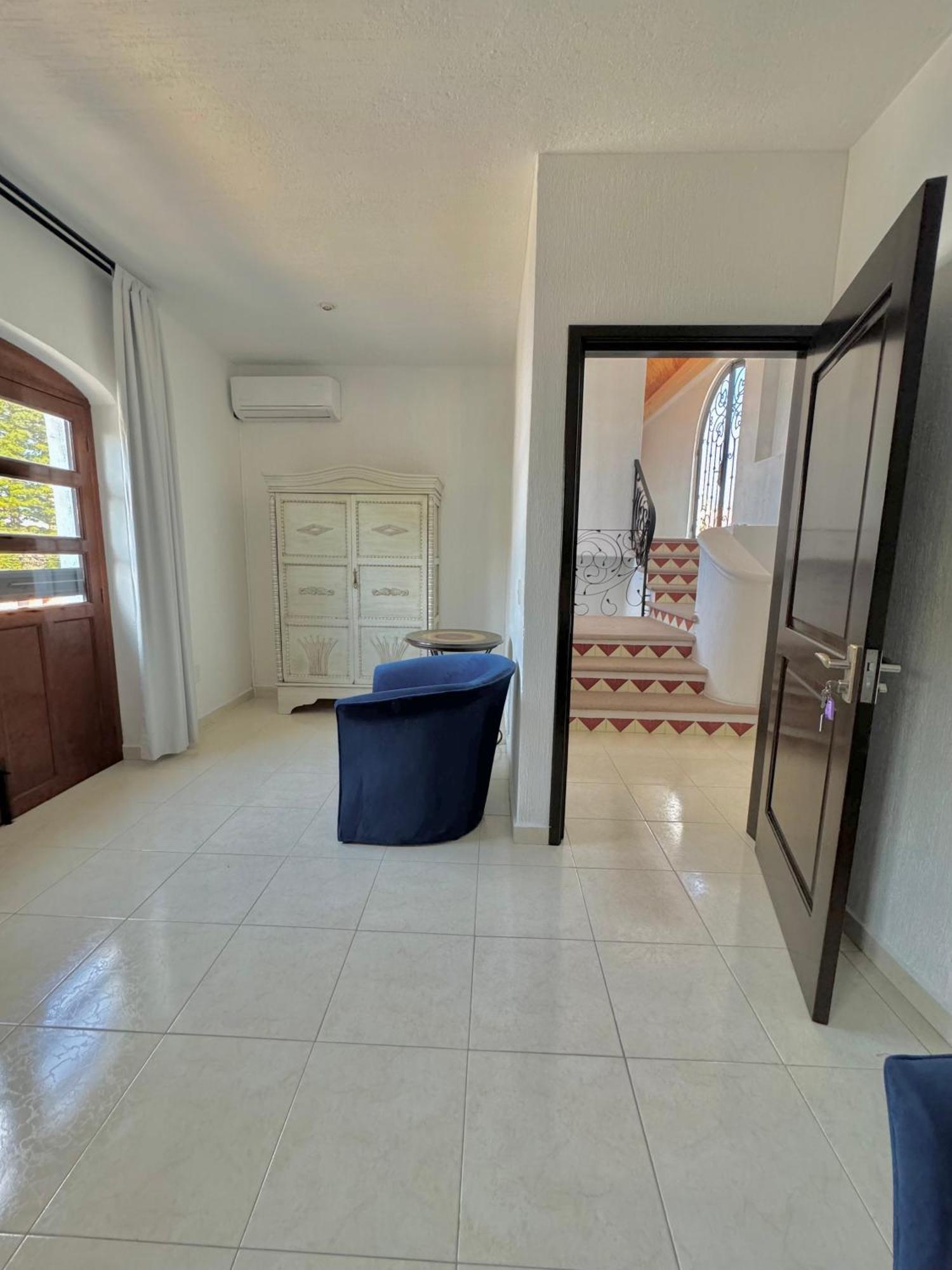 Suite Los Angeles Tecozautla Exterior photo